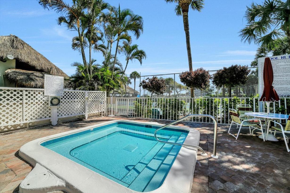 Villa Anglers Cove J-404 Marco Island Exterior foto